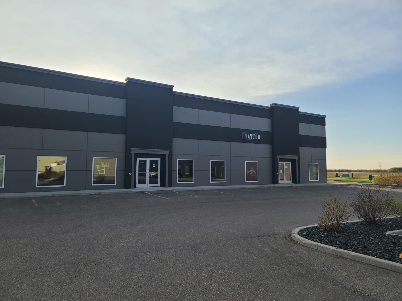 Imperia project: retail building exterior